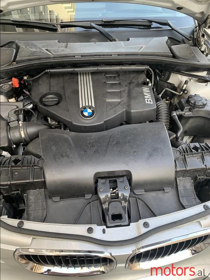 2008' BMW 118 photo #5