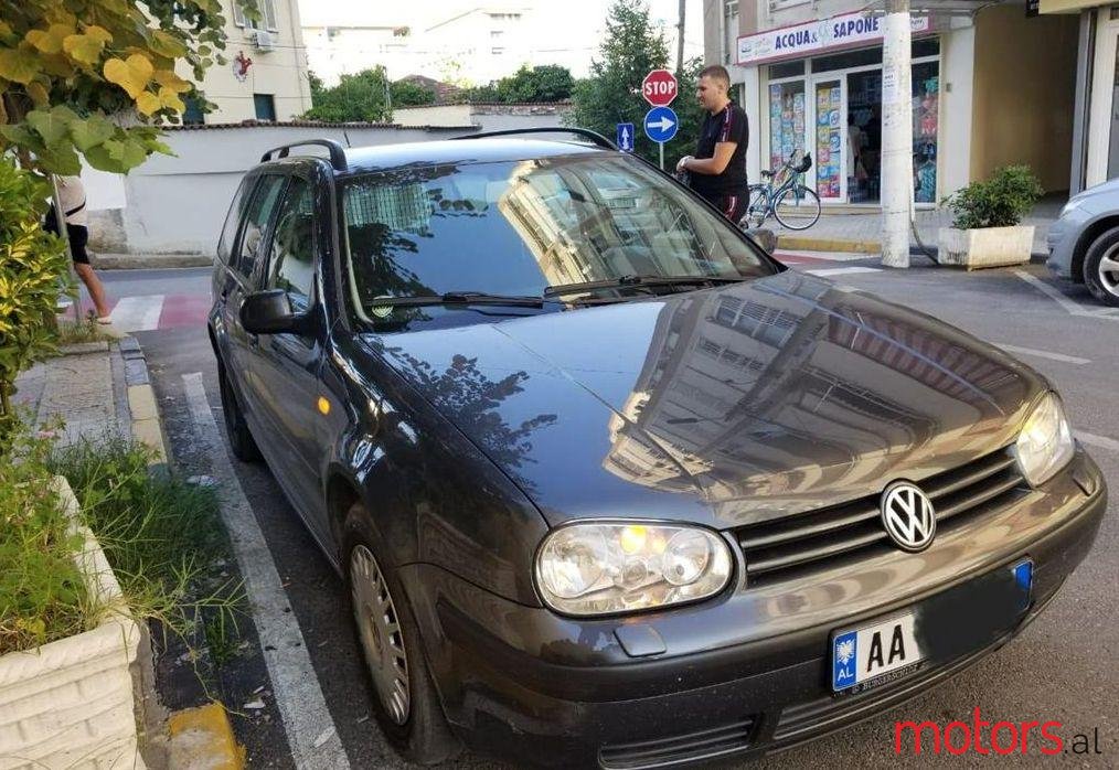 2000' Volkswagen Golf photo #1