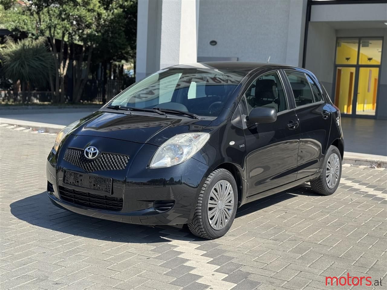 2008' Toyota Yaris photo #1