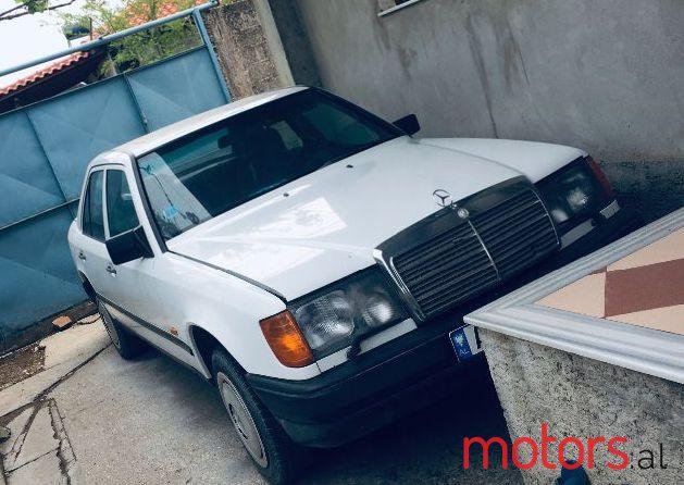 1990' Mercedes-Benz 200 photo #1