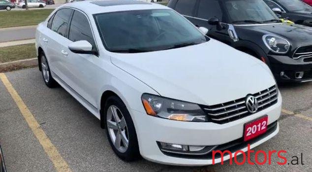 2012' Volkswagen Passat photo #1