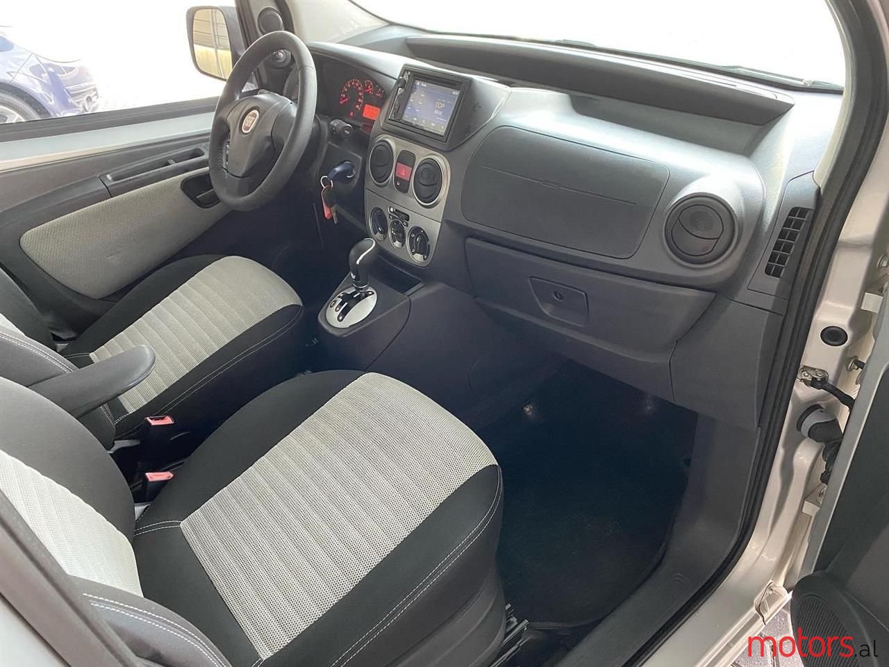 2011' Fiat QUBO photo #4