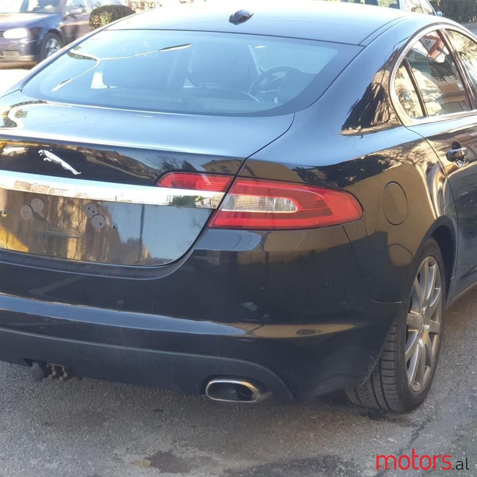 2008' Jaguar XF photo #3