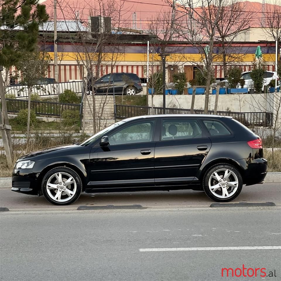 2010' Audi A3 photo #3