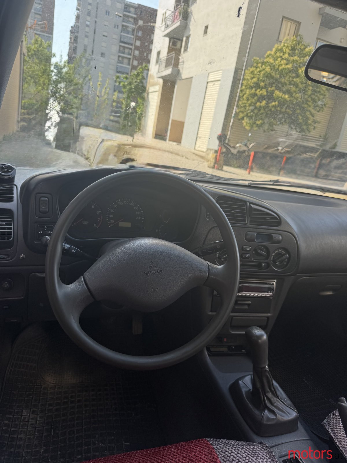 1998' Mitsubishi Lancer photo #5