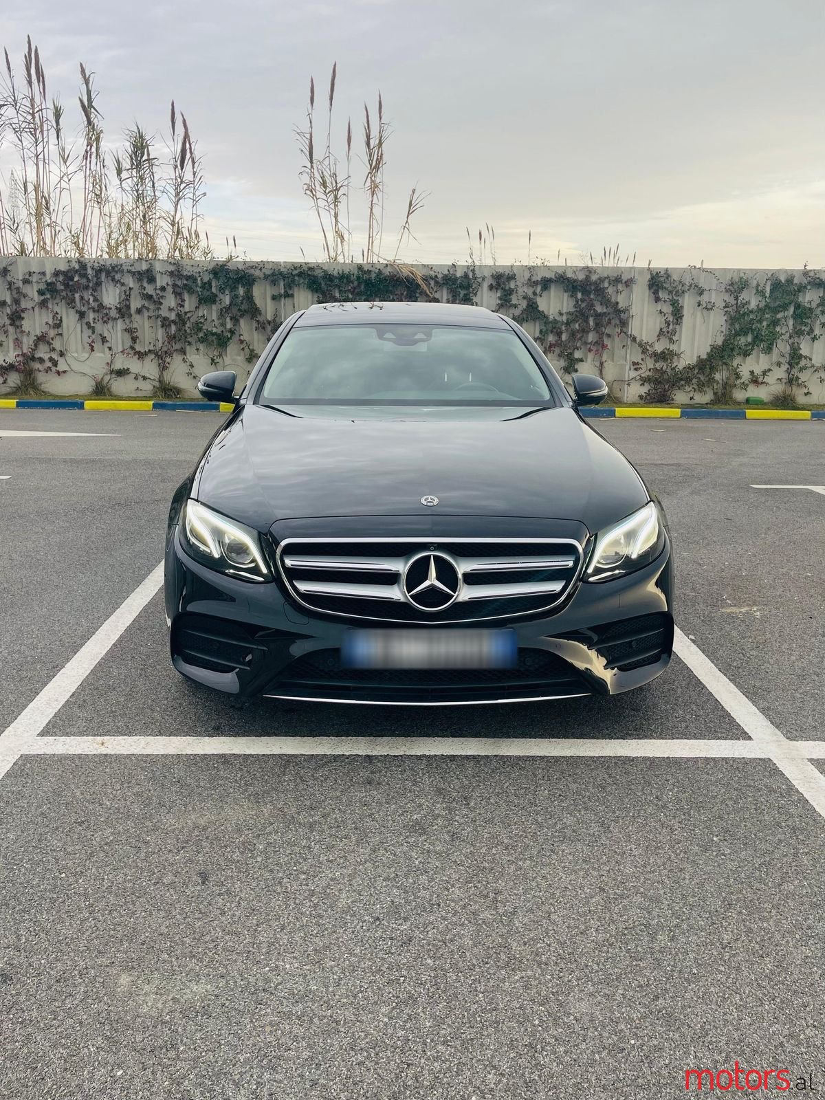 2017' Mercedes-Benz E 350 photo #2