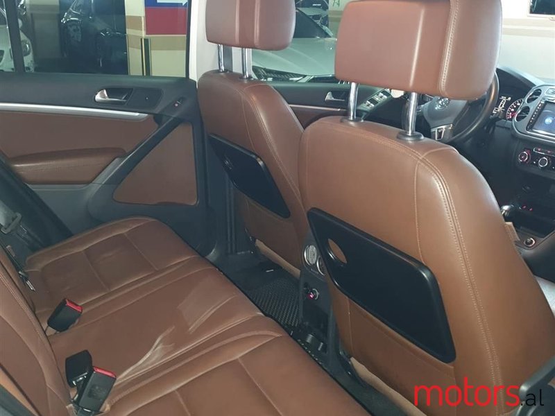 2013' Volkswagen Tiguan photo #3