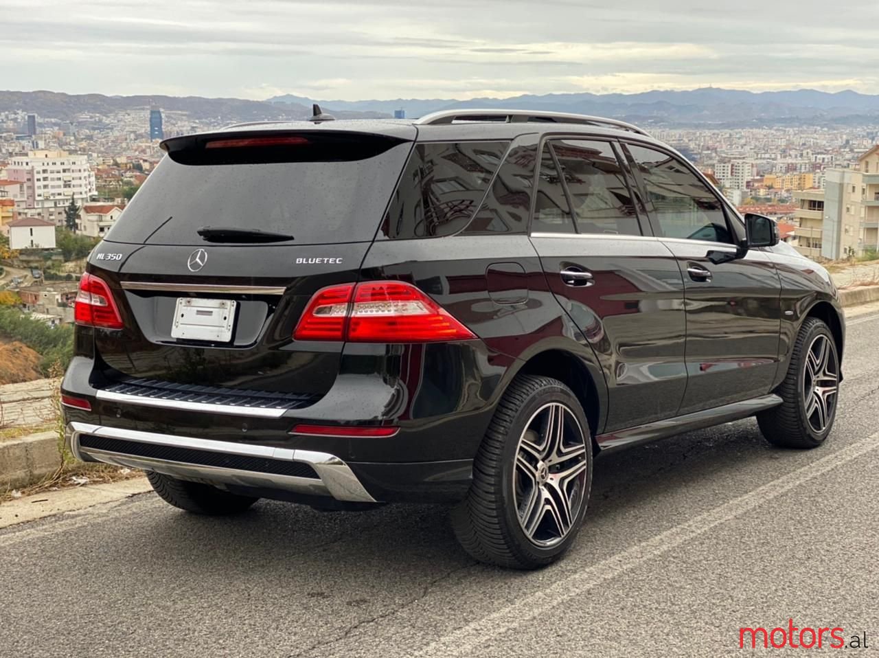 2012' Mercedes-Benz ML 350 photo #6