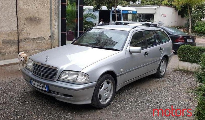 2000' Mercedes-Benz C 220 photo #1