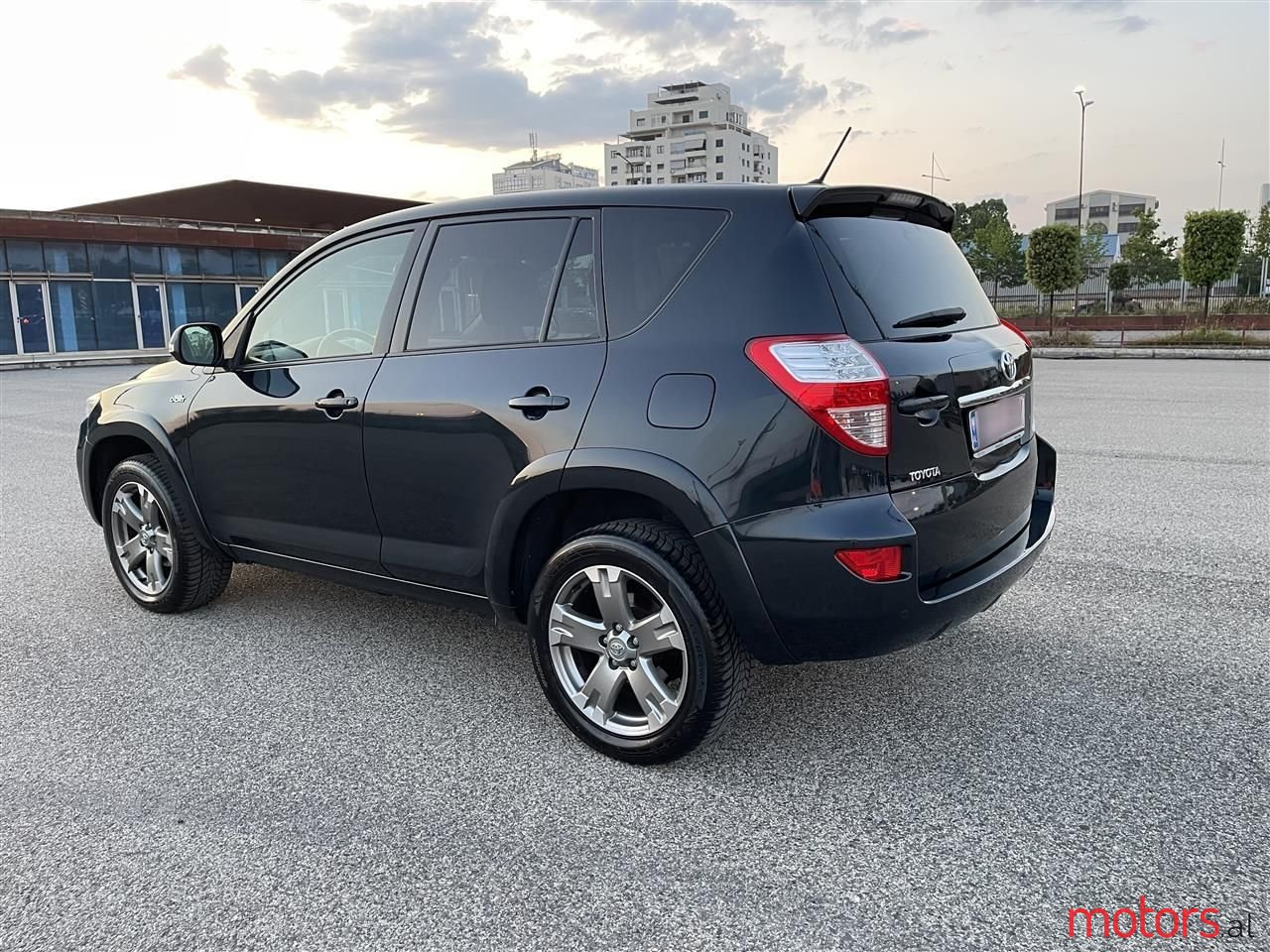 2010' Toyota RAV4 photo #2