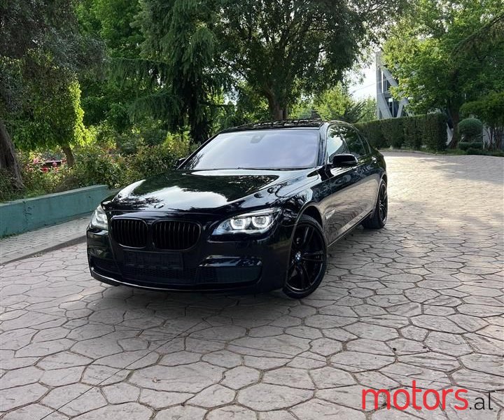 2015' BMW 740 photo #1