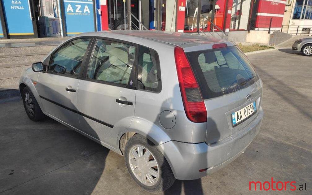 2002' Ford Fiesta photo #1