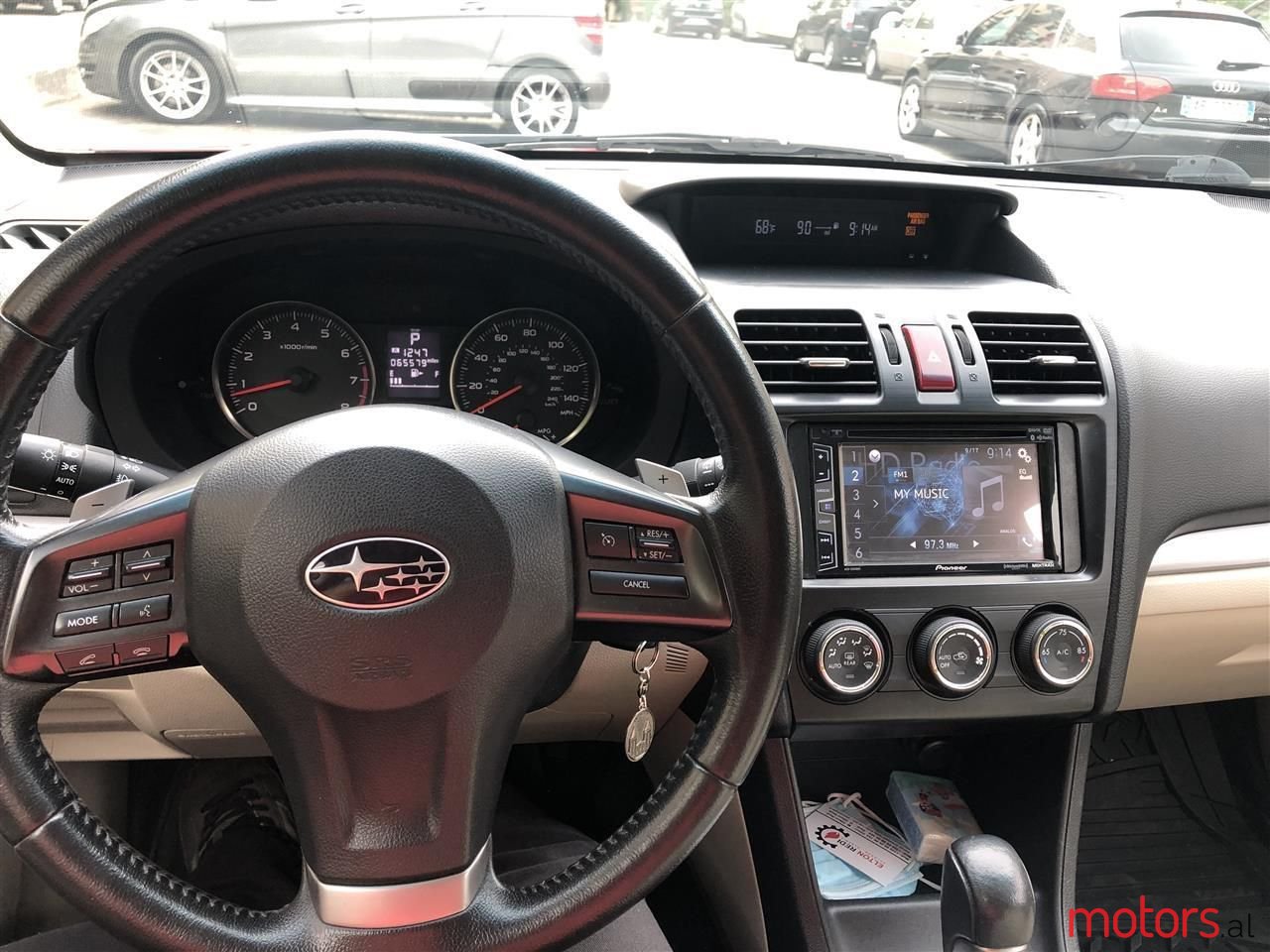 2013' Subaru XV photo #2