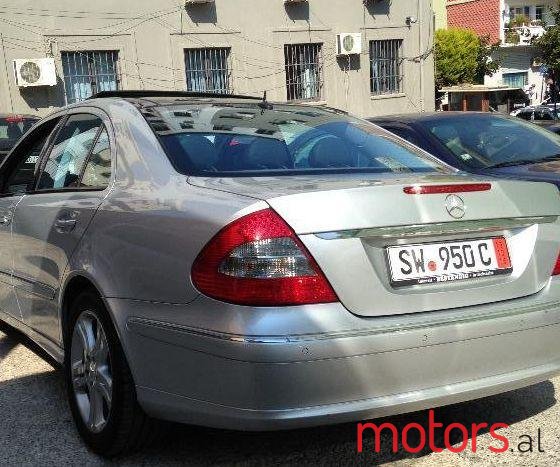 2007' Mercedes-Benz E-Class photo #1