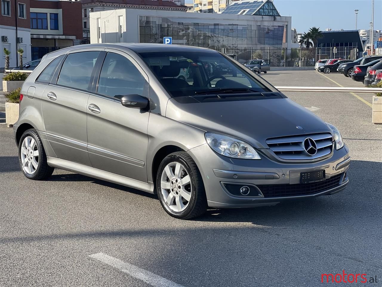 2006' Mercedes-Benz B 200 photo #1