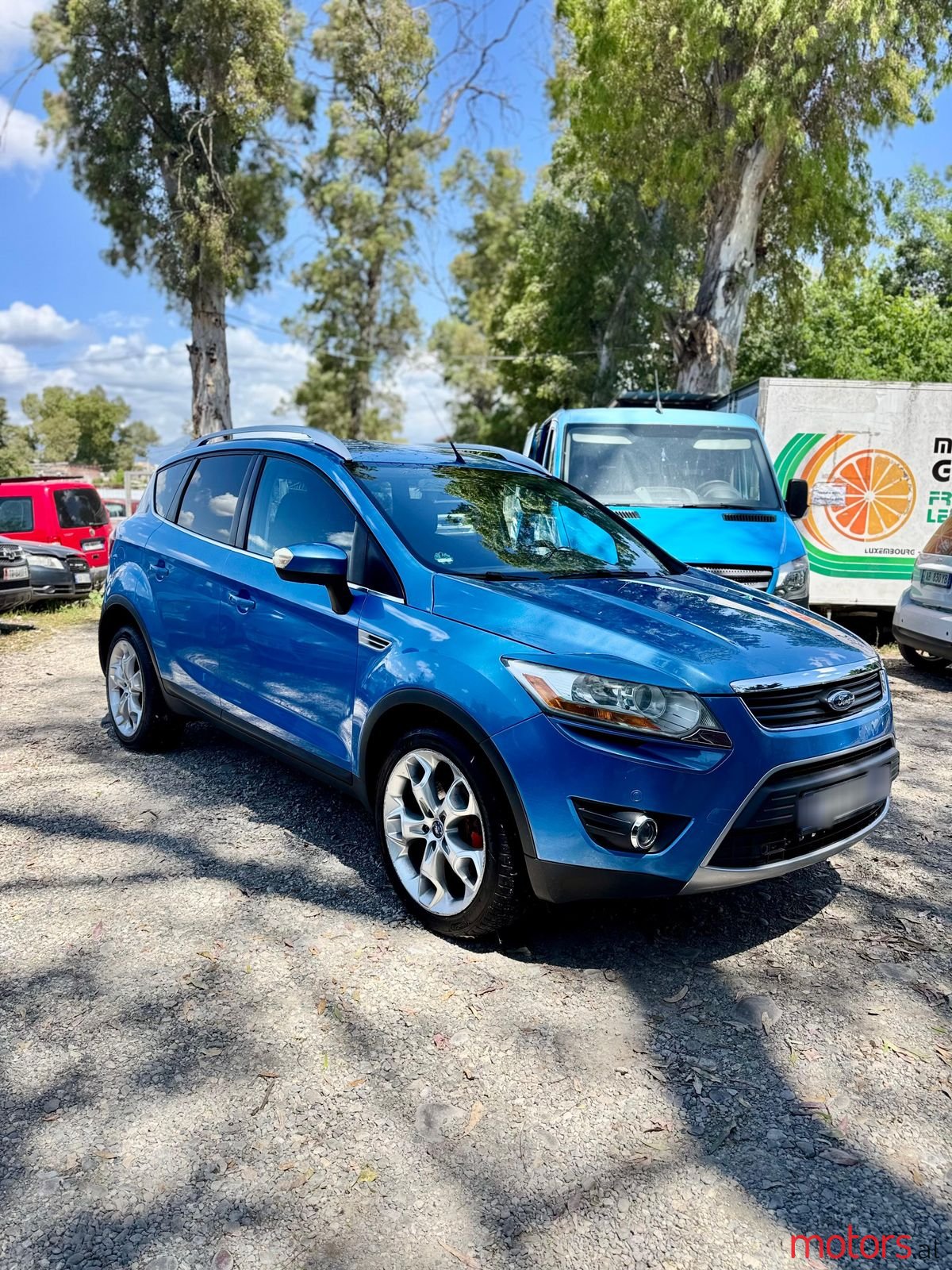 2009' Ford Kuga photo #1