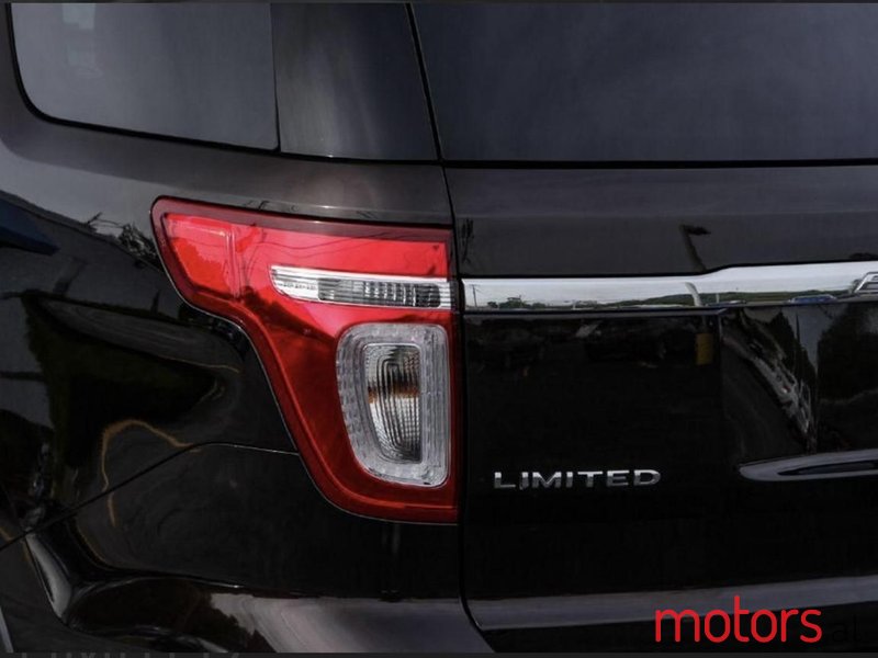 2013' Ford Explorer photo #6