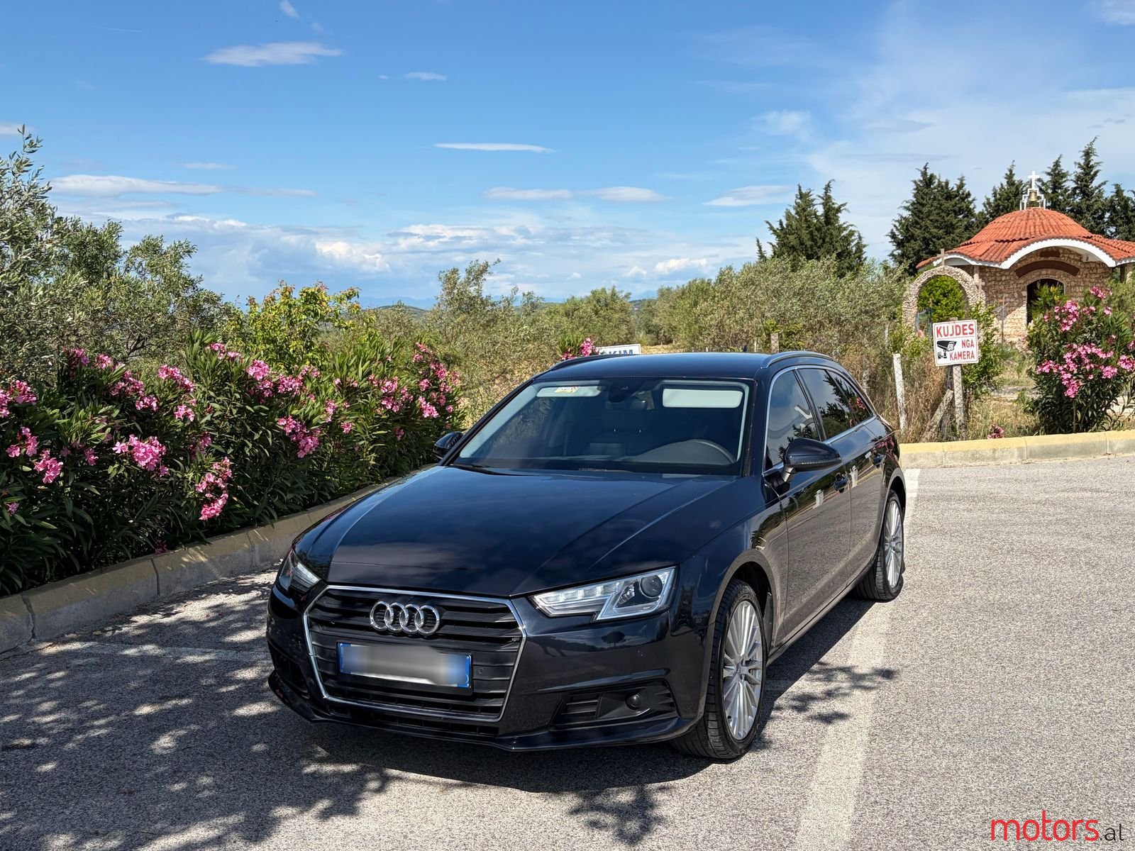 2016' Audi A4 photo #1
