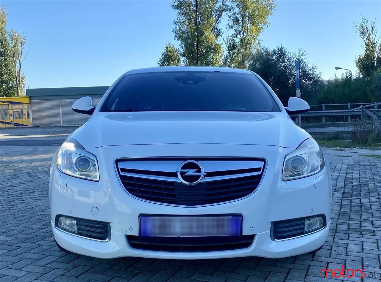 2014' Opel Insignia photo #1
