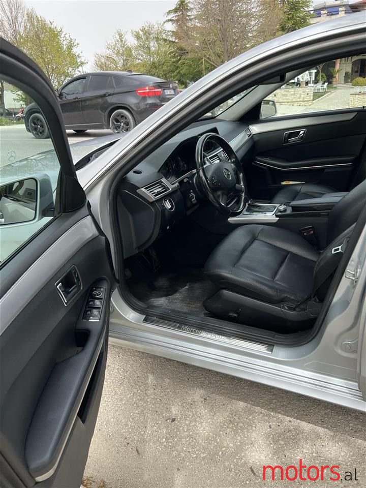 2010' Mercedes-Benz 200 photo #5