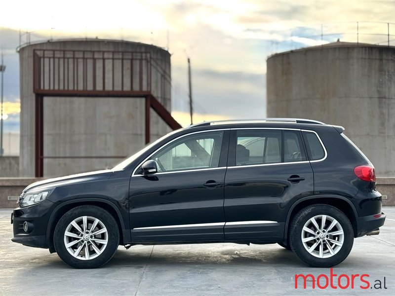 2014' Volkswagen Tiguan photo #6