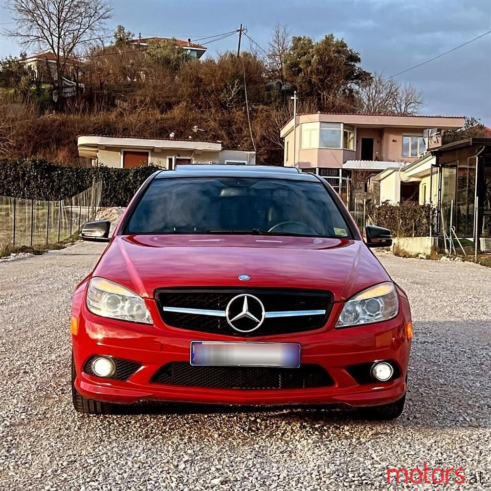 2010' Mercedes-Benz C 300 photo #2