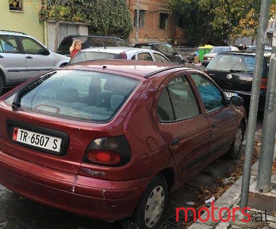 1997' Renault Megane photo #2