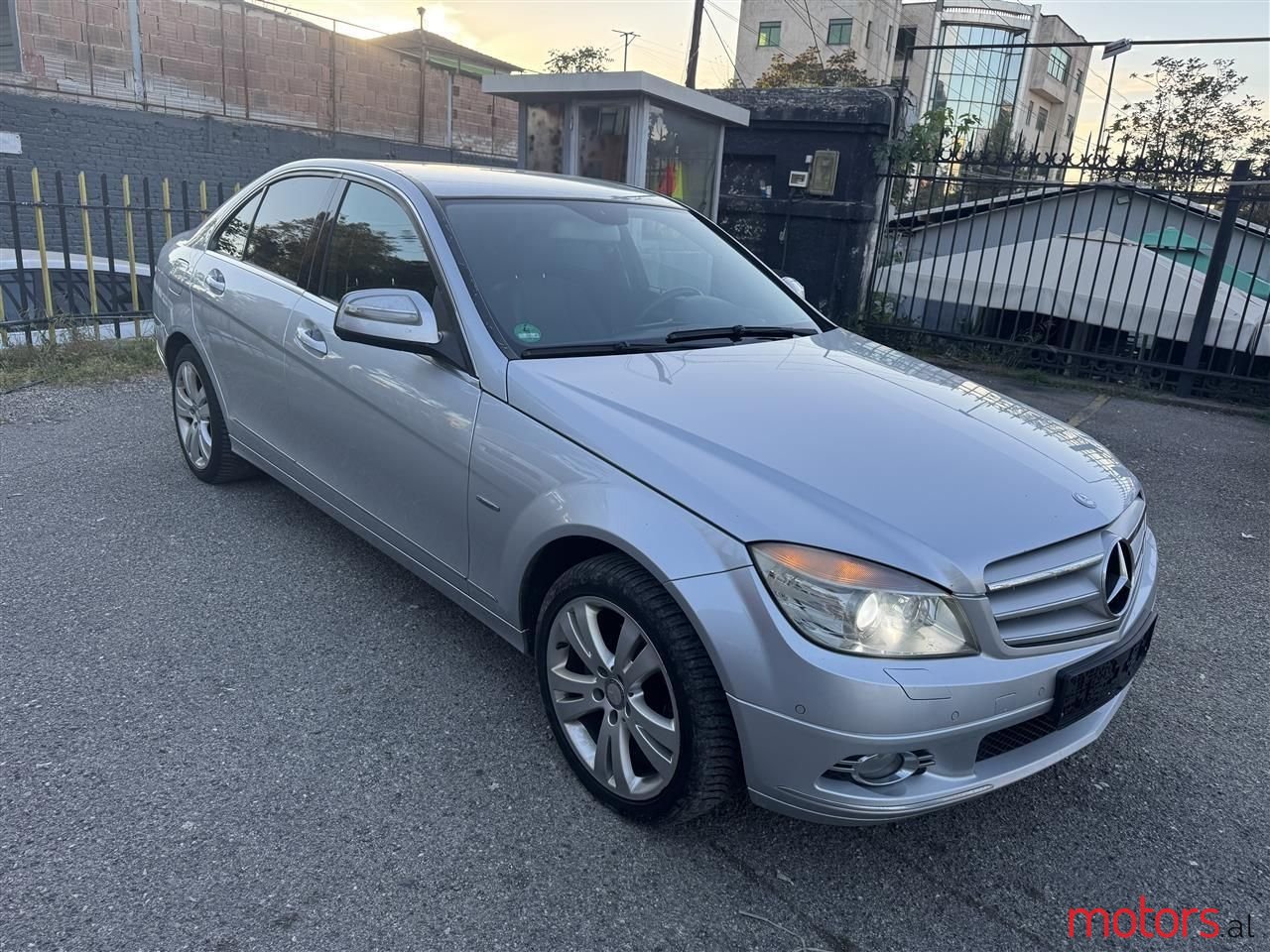 2007' Mercedes-Benz C 220 photo #1