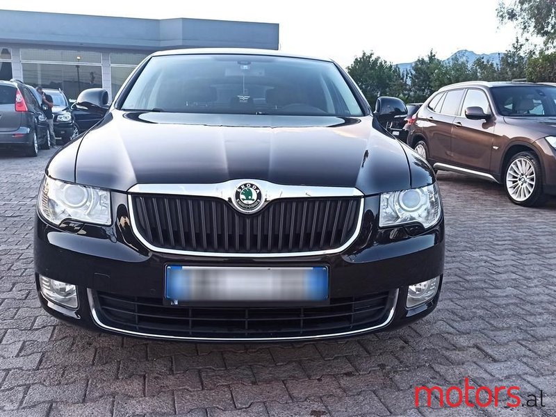 2009' Skoda Superb photo #2