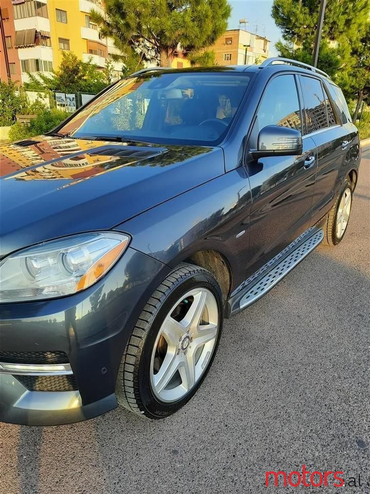 2012' Mercedes-Benz ML 350 photo #3