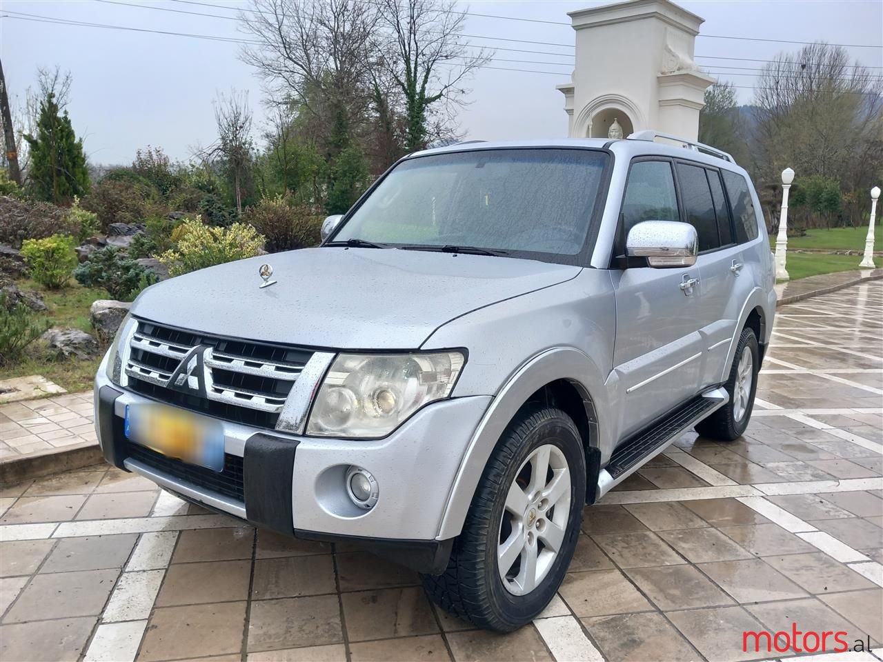 2008' Mitsubishi Pajero photo #4
