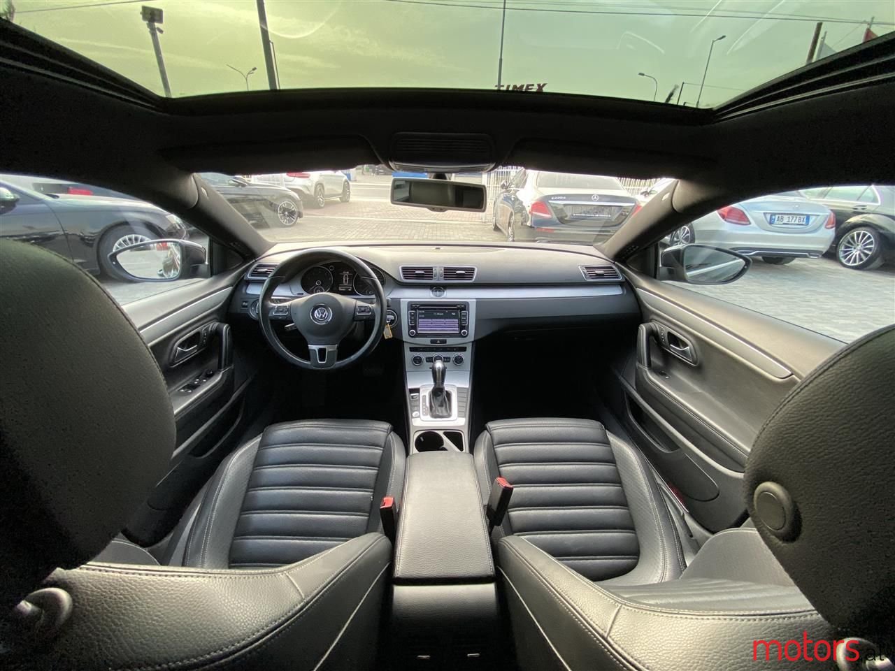 2014' Volkswagen Passat photo #5