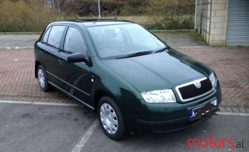 2001' Skoda Fabia photo #1