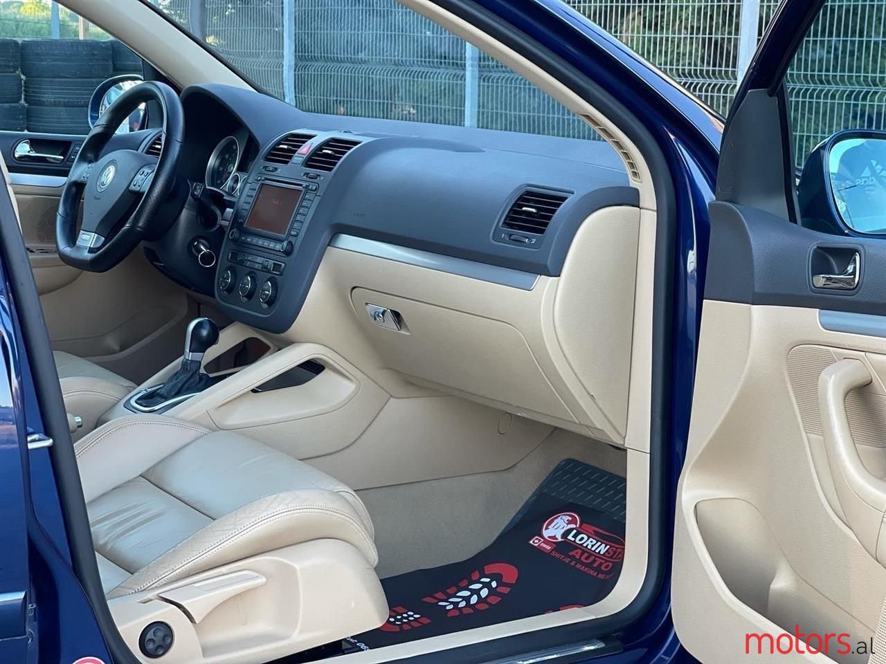 2005' Volkswagen Golf photo #3