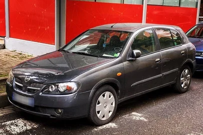 2005' Nissan Almera