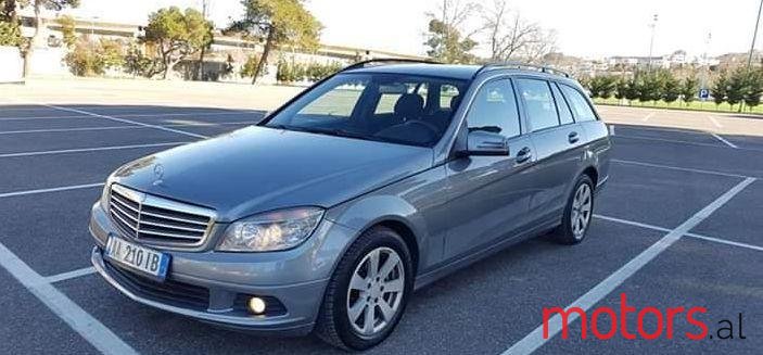 2010' Mercedes-Benz C 220 photo #1