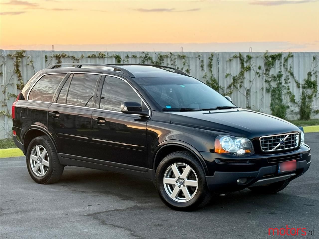 2010' Volvo Xc 90 photo #2