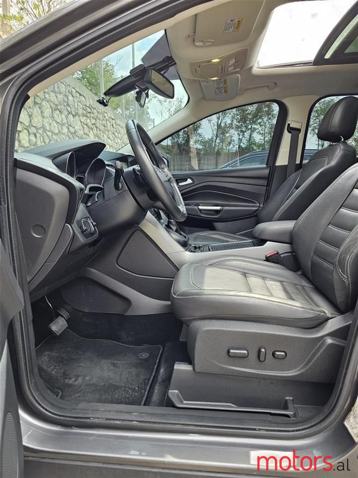 2017' Ford Kuga photo #4