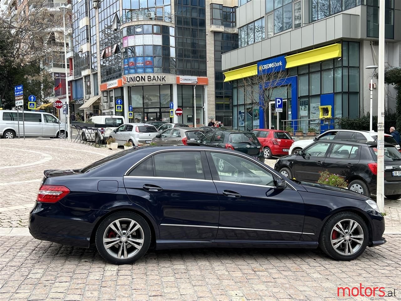2010' Mercedes-Benz E 250 photo #6