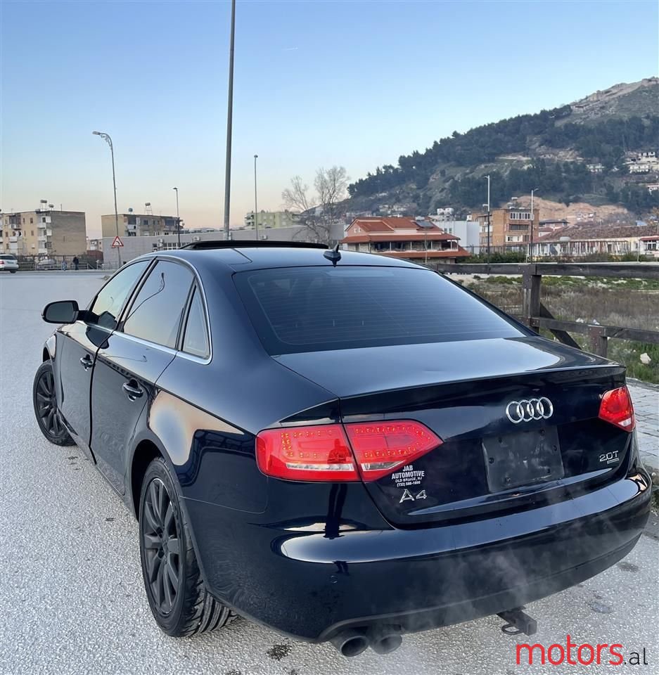 2010' Audi A4 photo #6