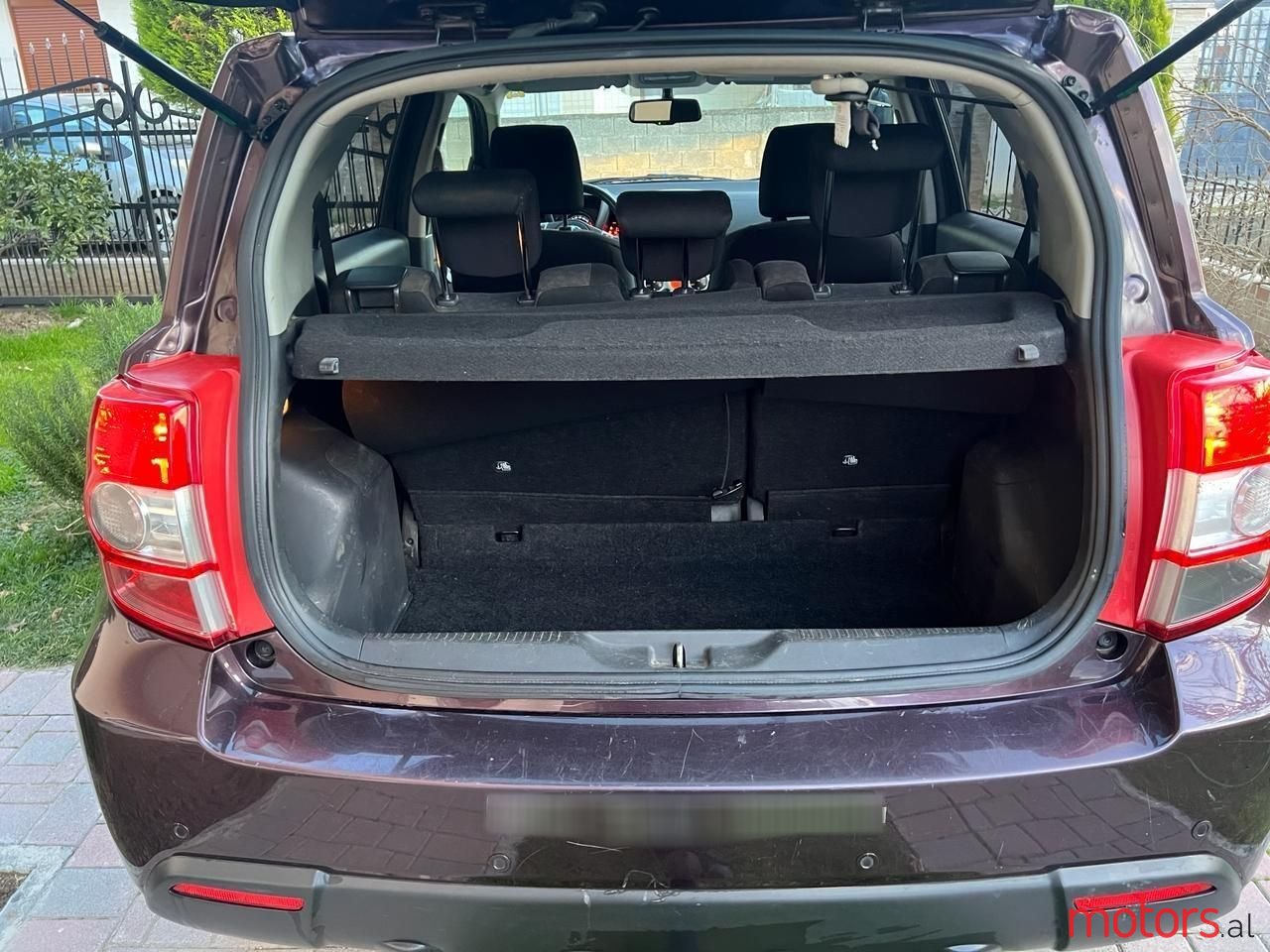 2010' Toyota Urban Cruiser photo #6