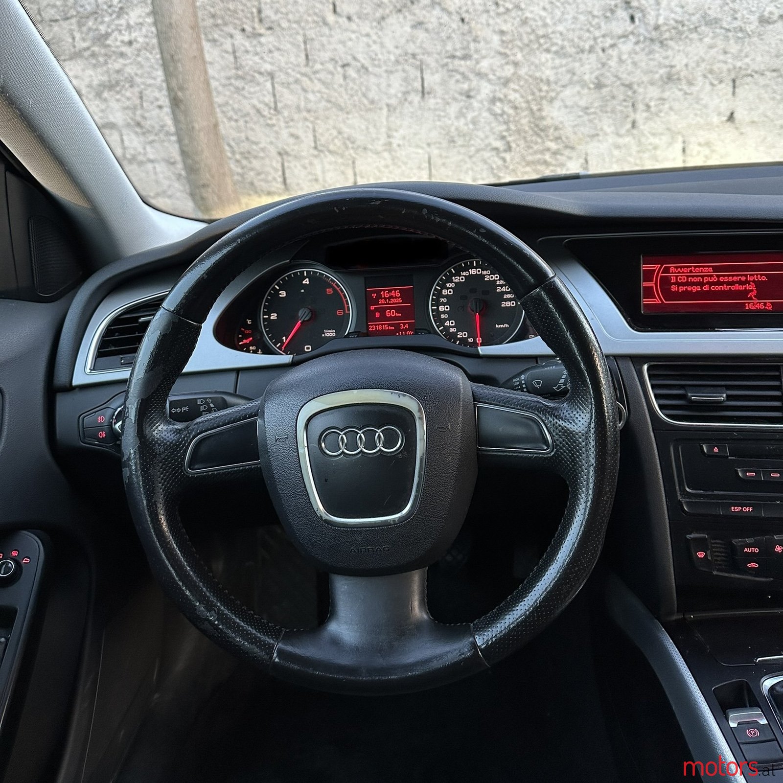 2009' Audi A4 Avant photo #7