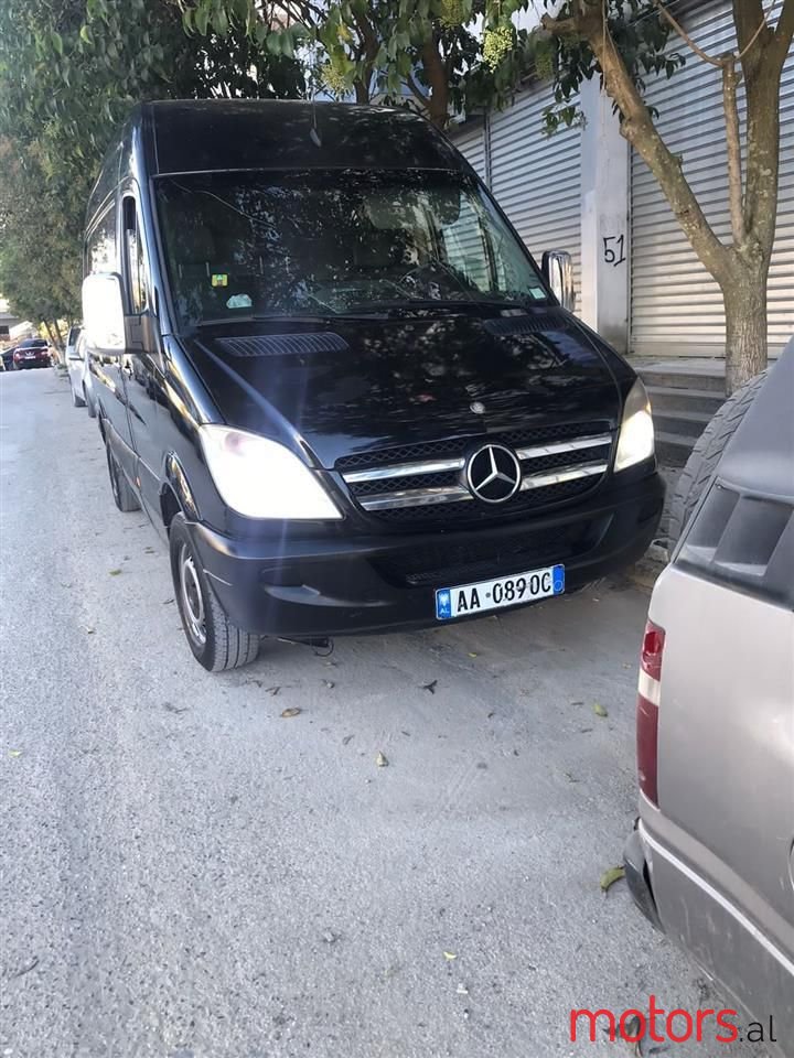 2008' Mercedes-Benz 220 photo #3