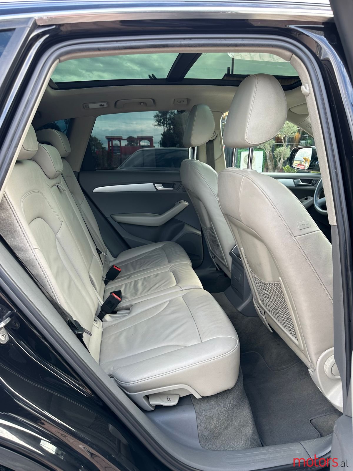 2012' Audi Q5 photo #2