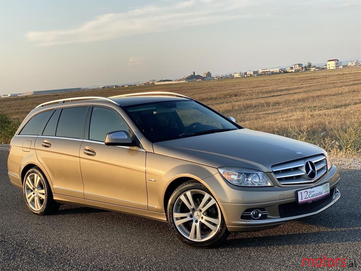 2008' Mercedes-Benz C 220 photo #1