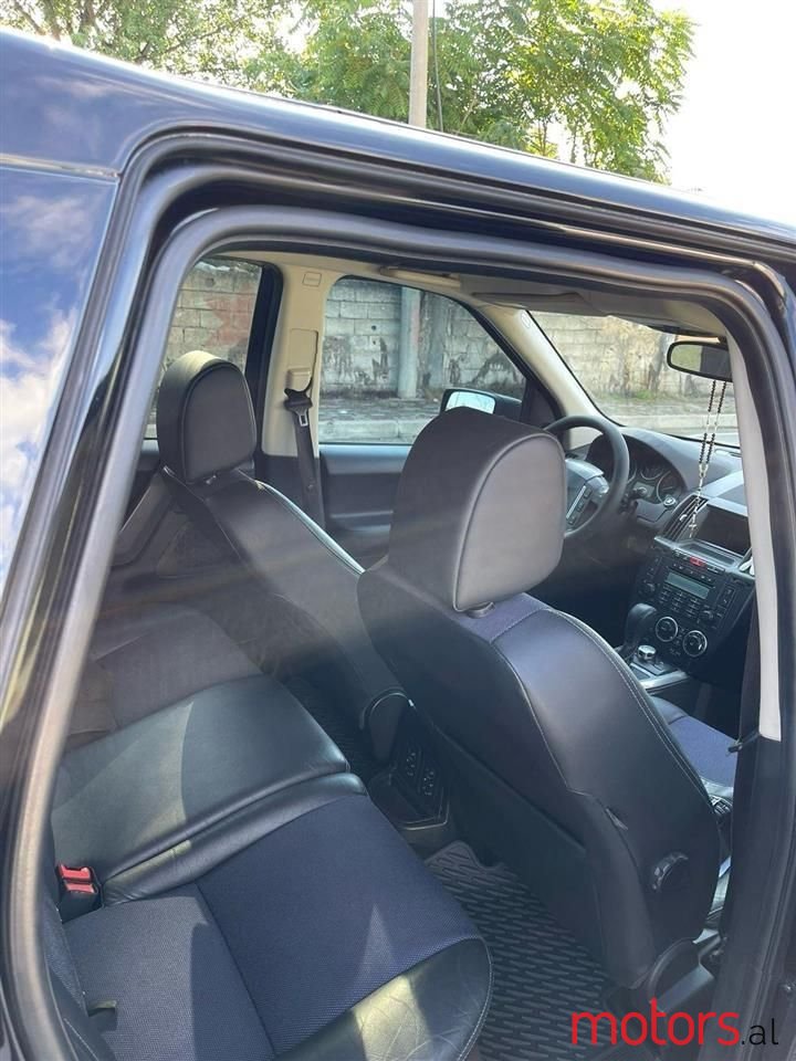 2009' Land Rover Freelander photo #2