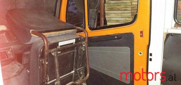 1991' Mercedes-Benz Kamion photo #1