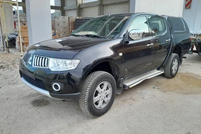2014' Mitsubishi L200