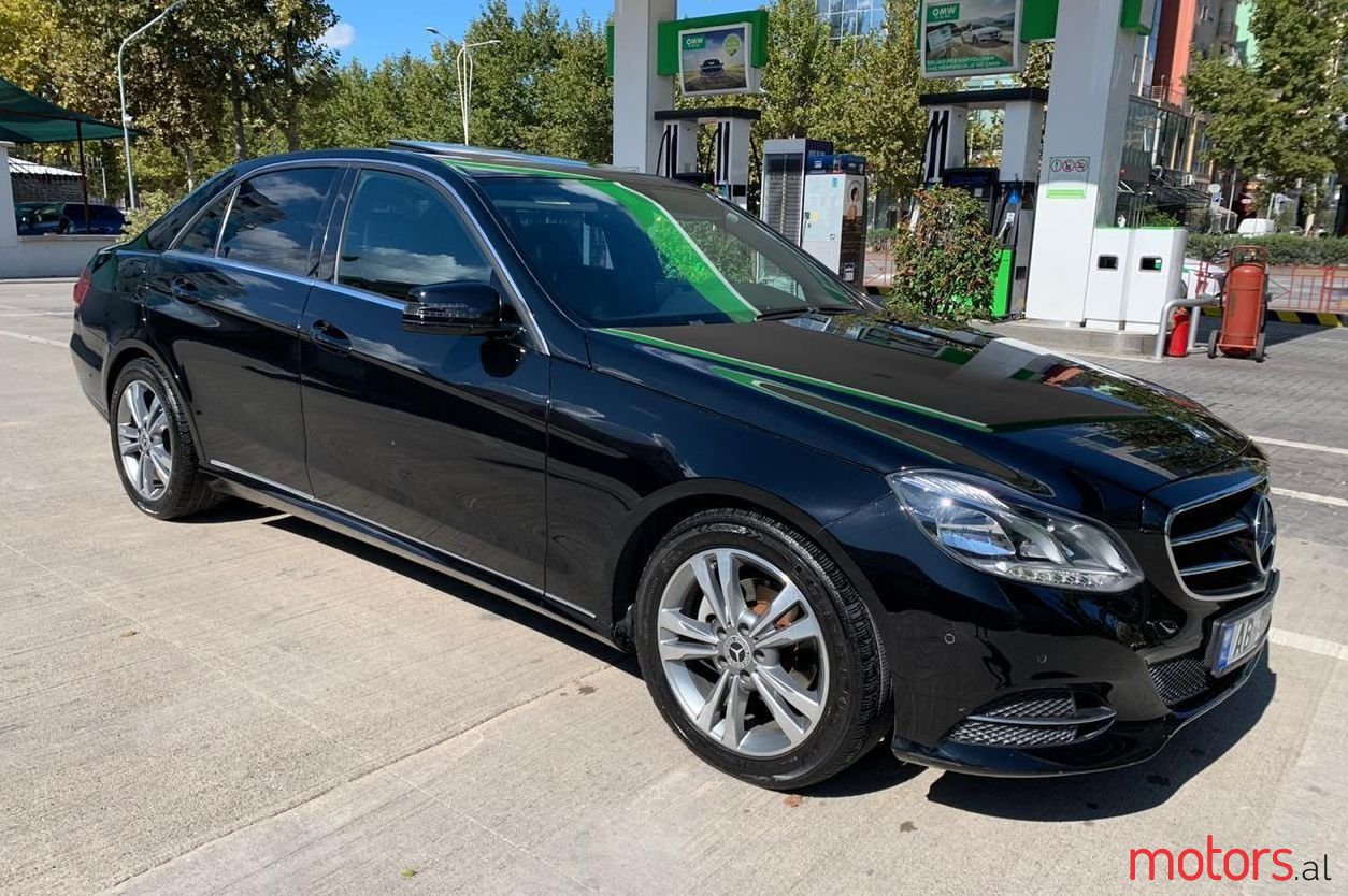 2014' Mercedes-Benz E 220 photo #1
