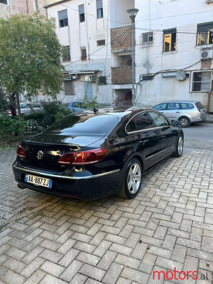 2013' Volkswagen photo #5